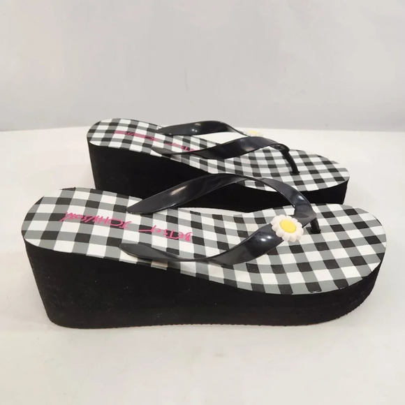 Betsey Johnson Platform Flip Flops Black Gingham Size 11 - Picture 5 of 8